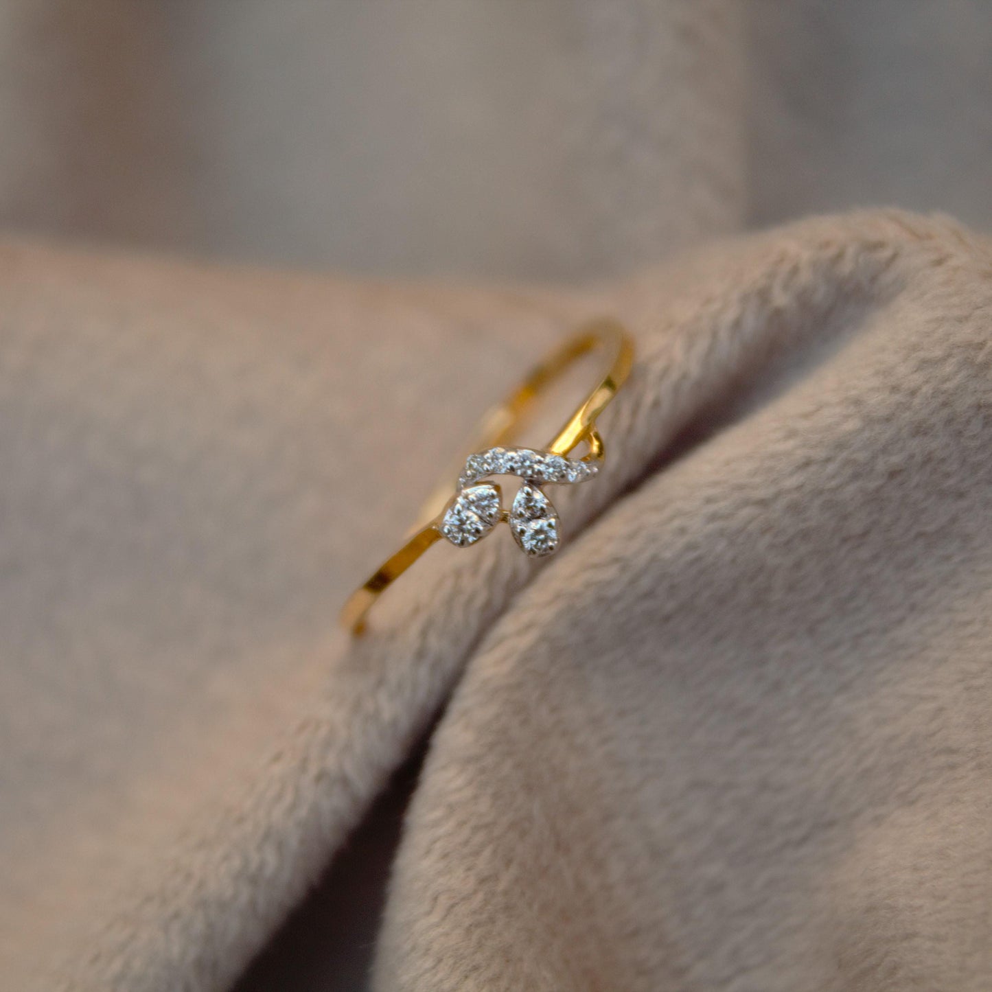 Dainty Natural Diamond Ring With Solid Gold, 18K Gold Jewelry, IGI Certified Diamond Jewelry, Minimalist Gold Wedding Gift for Women