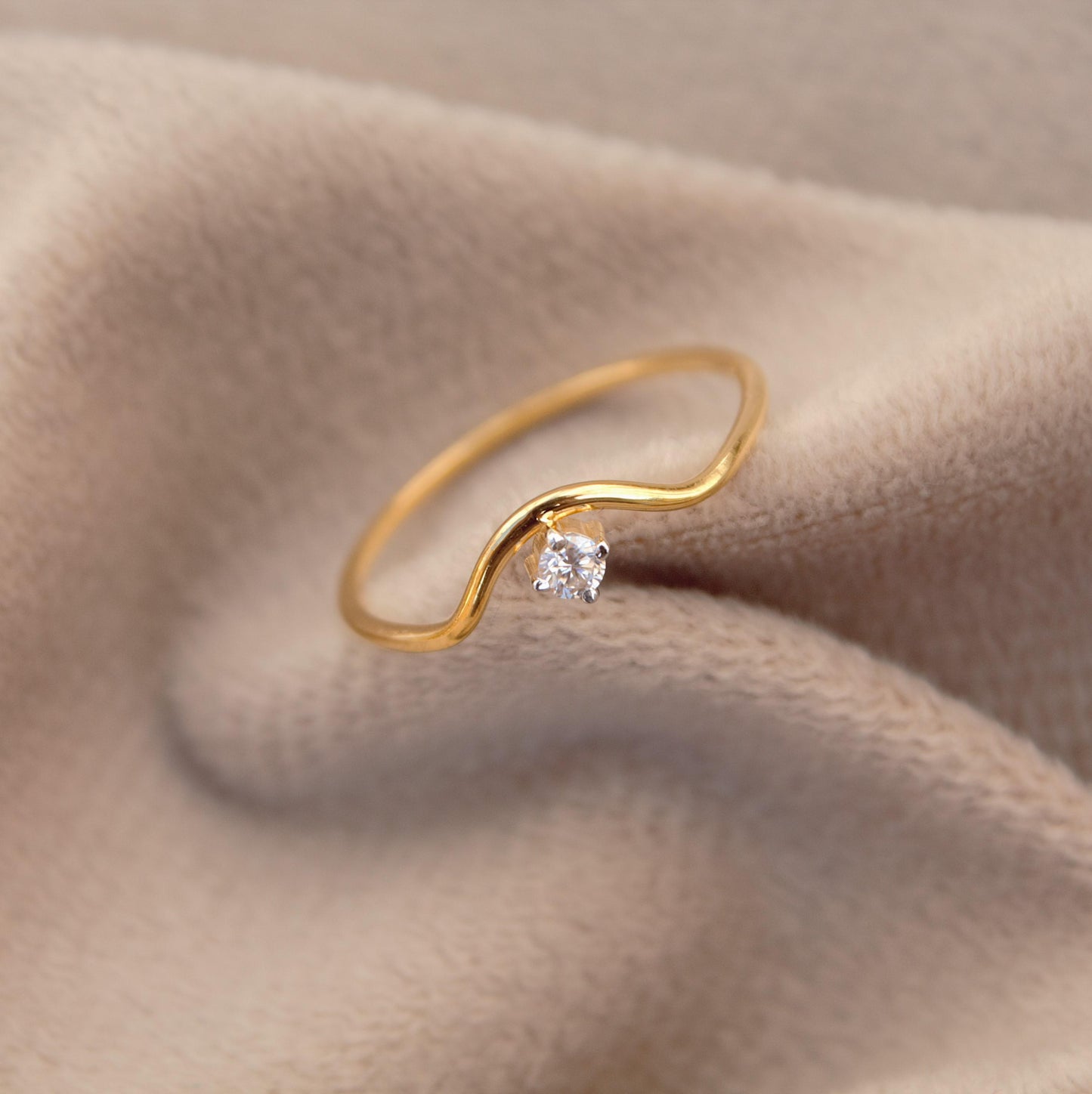 18k Solid Gold Moissanite Ring, Curved Prong Setting Thin Ring, Round Cut Minimalist Gold Ring, Moissanite Solid Gold Jewelry for Gift