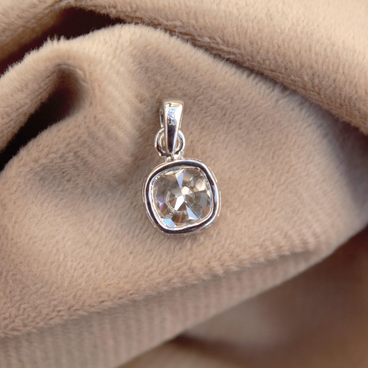 Cushion Cut Moissanite 925 Sterling Silver Pendant, Faceted Cut Stone Pendant, Dainty White Stone Jewelry, Perfect Gift for Men and Women