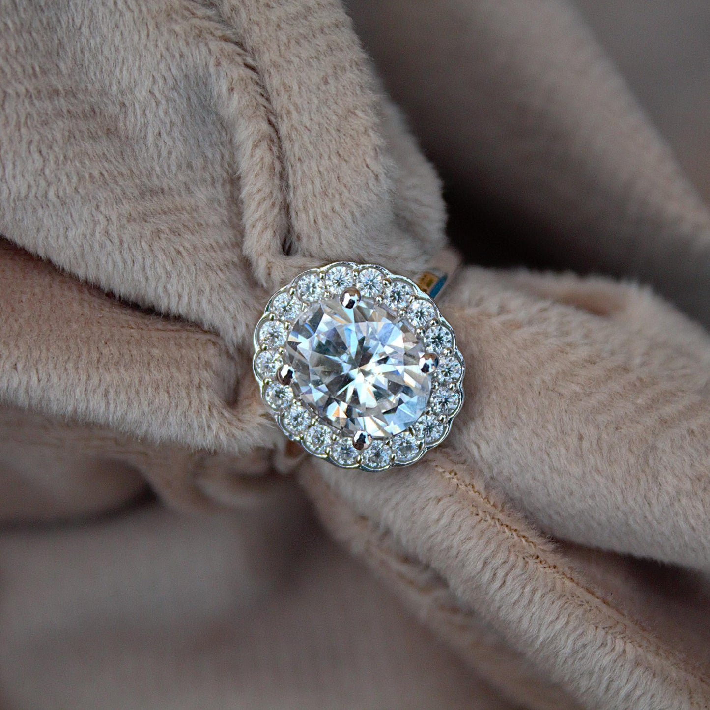 Oval Cut Moissanite Ring in 925 Sterling Silver, Solitaire Wedding Ring for Bride, Vintage Style Silver Jewelry, Travel Jewelry for Women