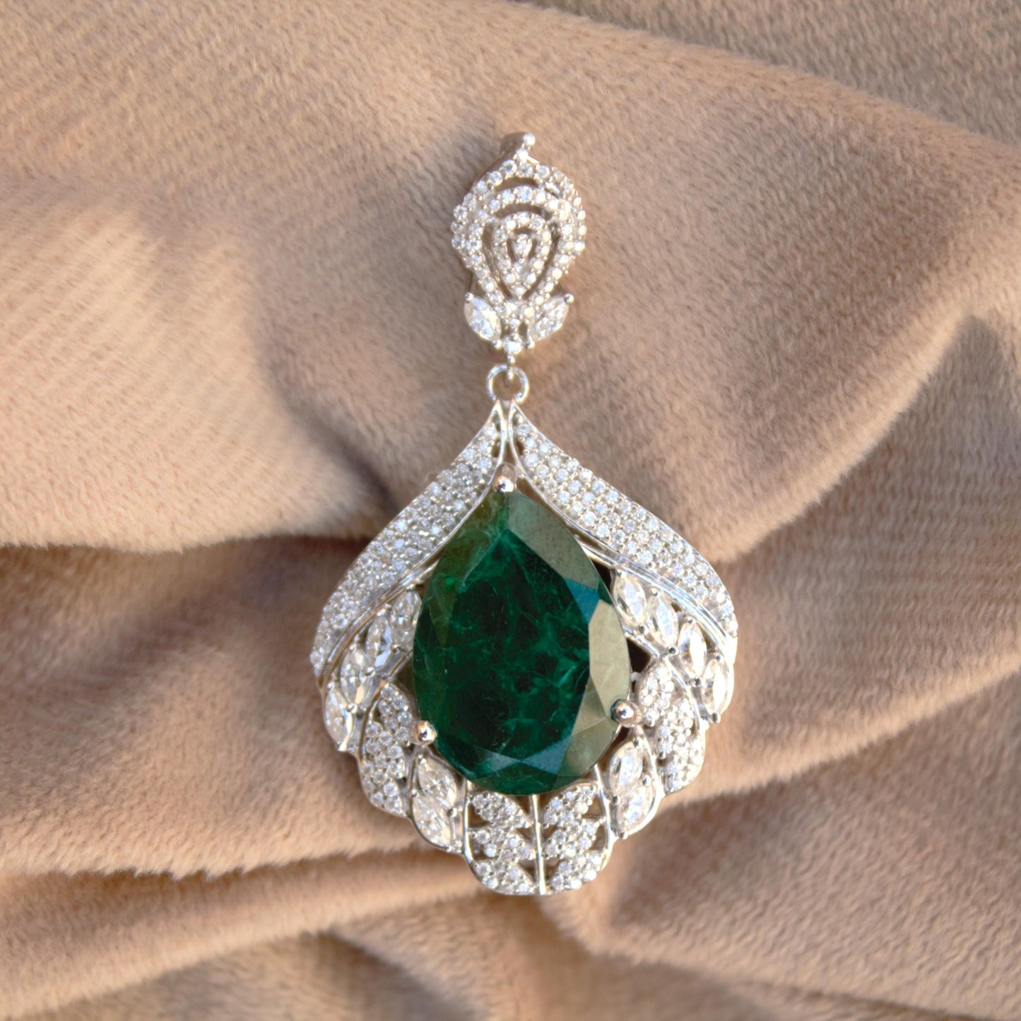 Green Emerald Inclusion with Moissanite Pendant, Statement Halo Pendant, Pear Shape 925 Sterling Silver Pendant for Special Occasion