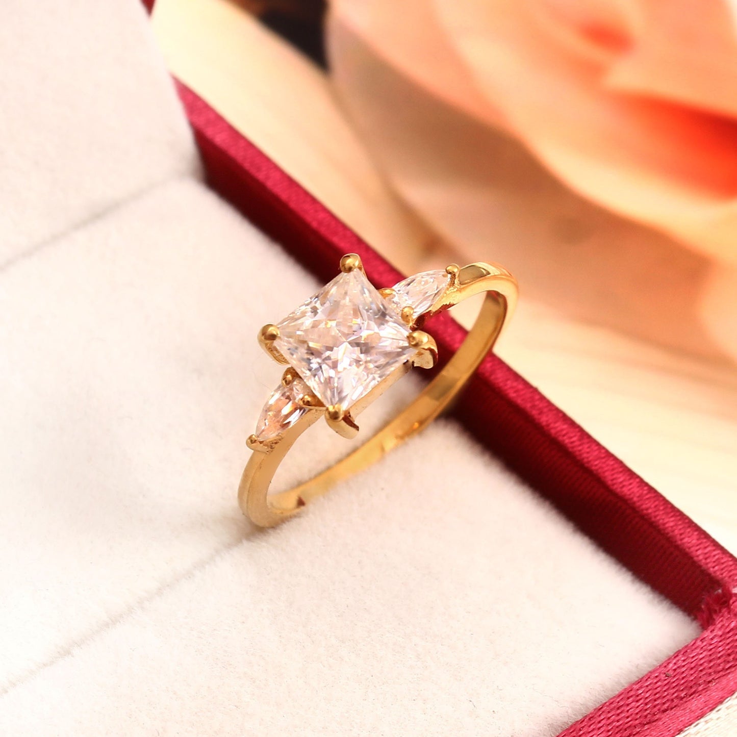 Princess cut 1 carat ring with pear sides - Three Stone Lab diamond ring