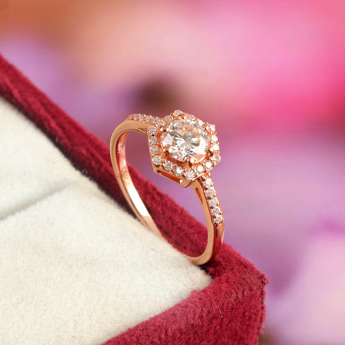 1 carat tcw round lab diamond ring