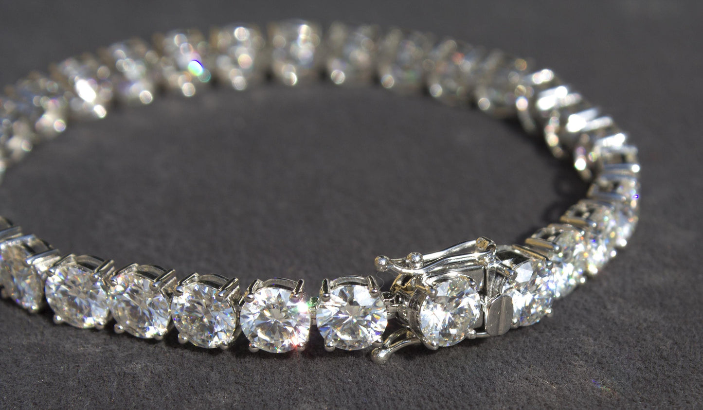 White Gold Moissanite Tennis Bracelet 10K solid gold, VVS Moissanite Infinity Bracelet, Sparkling Moissanite, Round Wedding Bracelet