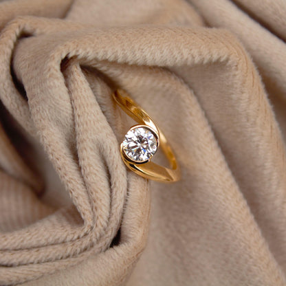 0.90 Carat Lab Grown Diamond Ring, US 6.25 Solid 14K Gold Ring, Perfect for Engagement or Wedding Gift, Statement Gold Ring for Women