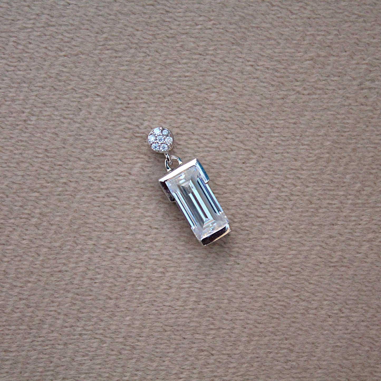 Sterling Silver Moissanite Baguette Pendant, Brilliant Cut Silver Jewelry, Minimalist Moissanite Pendant – 925 Sterling Silver Charm Gift