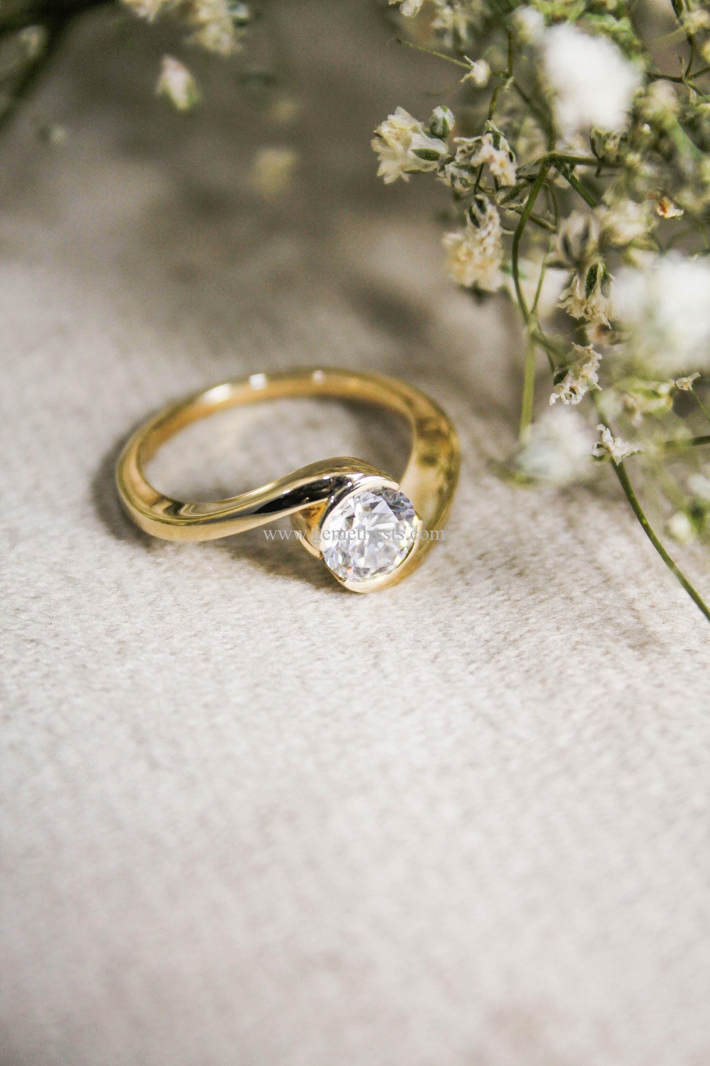 0.90 Carat Lab Grown Diamond Ring, Solid Gold Ring, Perfect for Engagement or Wedding Gift, Statement Gold Ring for Women, Christmas Gift