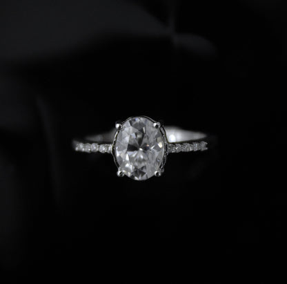 Oval Cut Moissanite Ring, Lightweight Silver Ring for Girlfriend, Minimalist Moissanite Ring, Daily Wear Silver Ring, Cluster Silver Ring