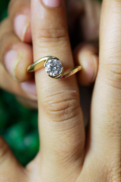 0.90 Carat Lab Grown Diamond Ring, Solid Gold Ring, Perfect for Engagement or Wedding Gift, Statement Gold Ring for Women, Christmas Gift