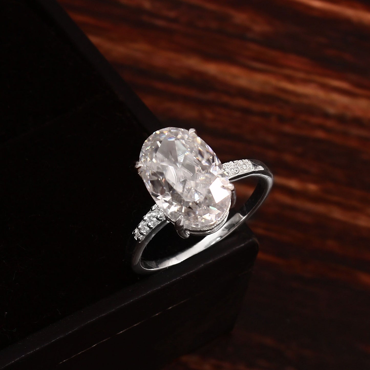 Lab Created Diamond Ring, Solid Gold Ring, IGI Certified Diamond Oval Cut Ring, Statement Wedding Ring for Bride, Perfect Christmas Gift