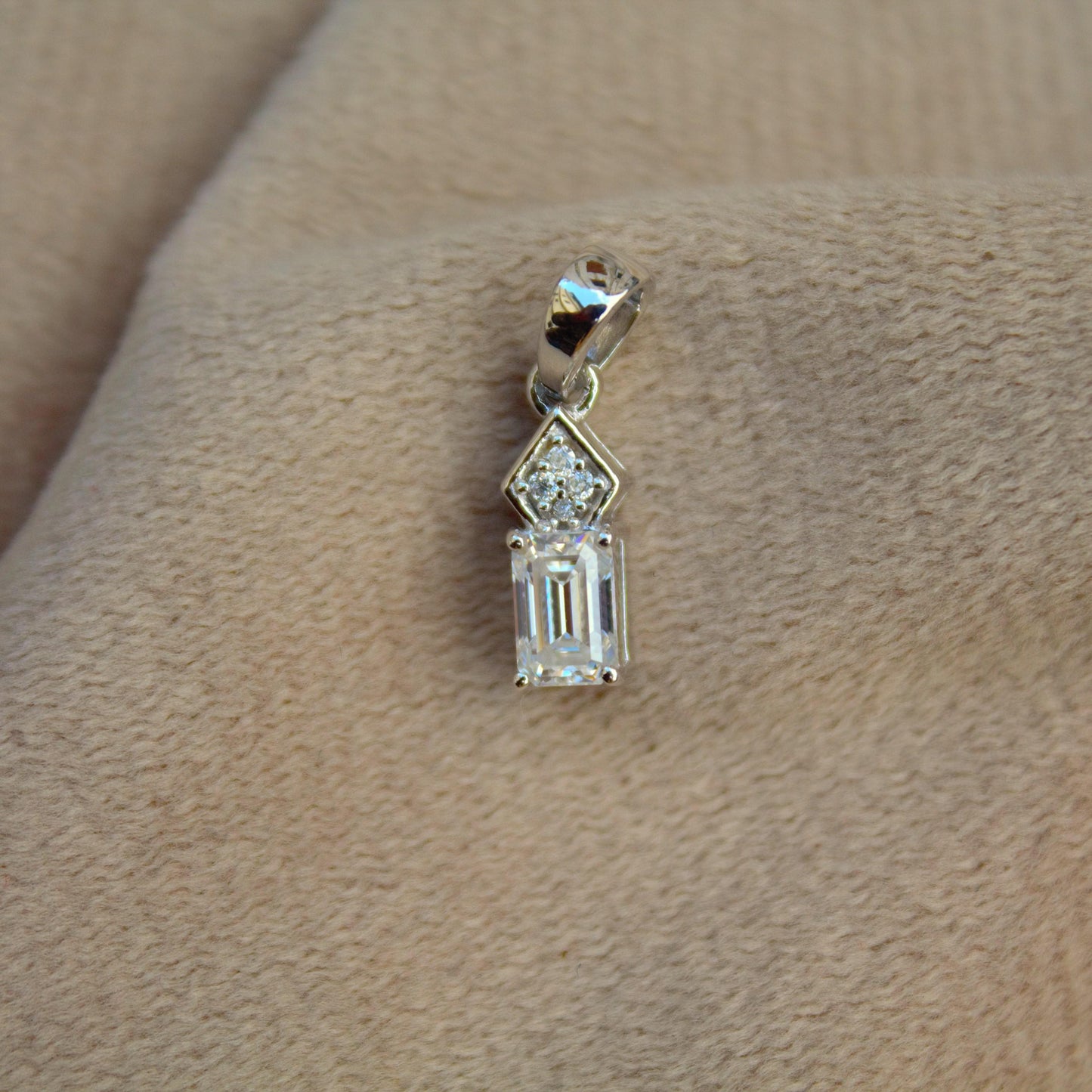 Emerald Cut Silver Charm Pendant, Colorless Moissanite Dainty Pendant, 925 Sterling Silver Jewelry, Tiny Pendant, White Moissanite Jewelry