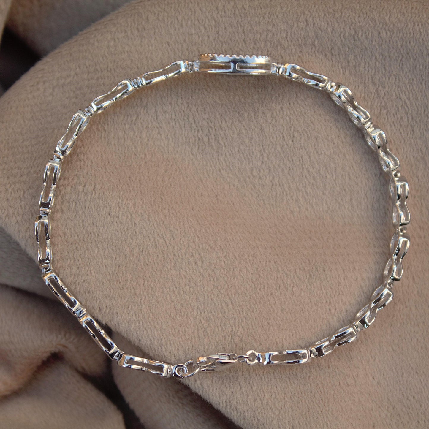 925 Sterling Silver Moissanite Bracelet, White Moissanite Jewelry for Her, 7.5 Inches Minimalist Bracelet, Designer Bracelet, Birthday Gift