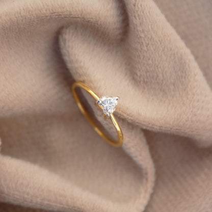 D Color VVS1 Moissanite Ring, 18K Solid Gold Heart Ring, 3 Prong Setting Gold Ring, Minimalist Moissanite Gold Heart Ring For Her