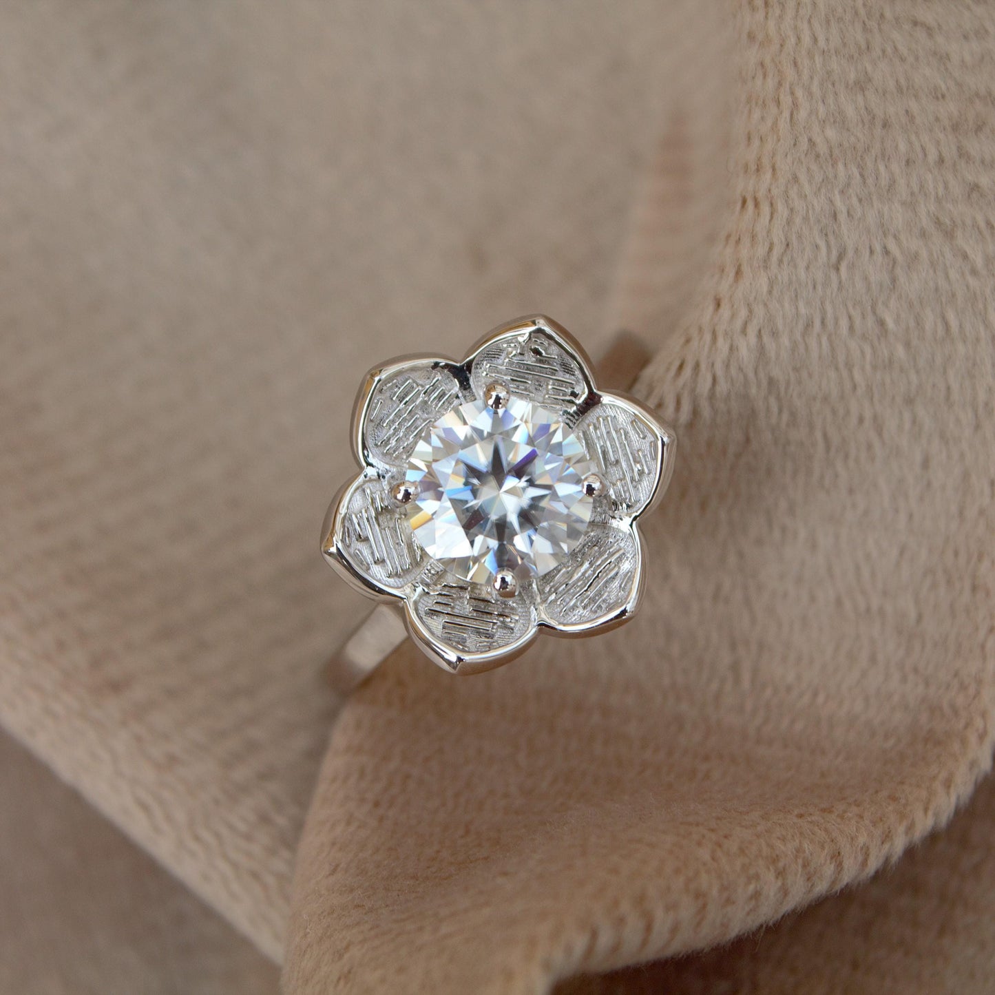 Floral Moissanite Silver Ring - Vintage Flower Engagement Ring, Nature-Inspired Promise Ring, 925 Sterling Silver Unique Bridal Jewelry Gift