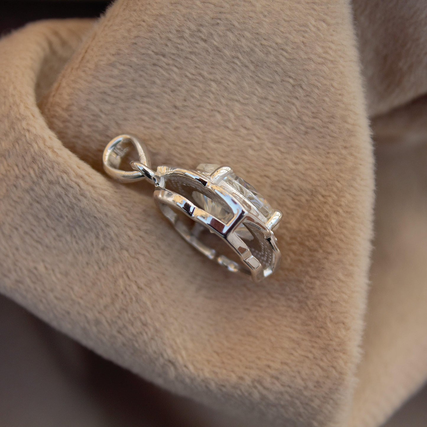 Vintage Style Moissanite Charm Pendant, 925 Sterling Silver Dainty Pendant, Oval Cut Moissanite Pendant for Women, Designer Jewelry Gift