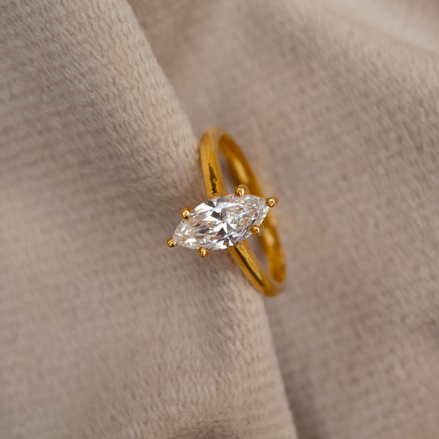 14K Solid Yellow Gold Lab Diamond Ring, 5.5 US Lab Grown Diamond Ring For Gift, Single Diamond Six Prong Setting Lab Diamond Ring For Wife