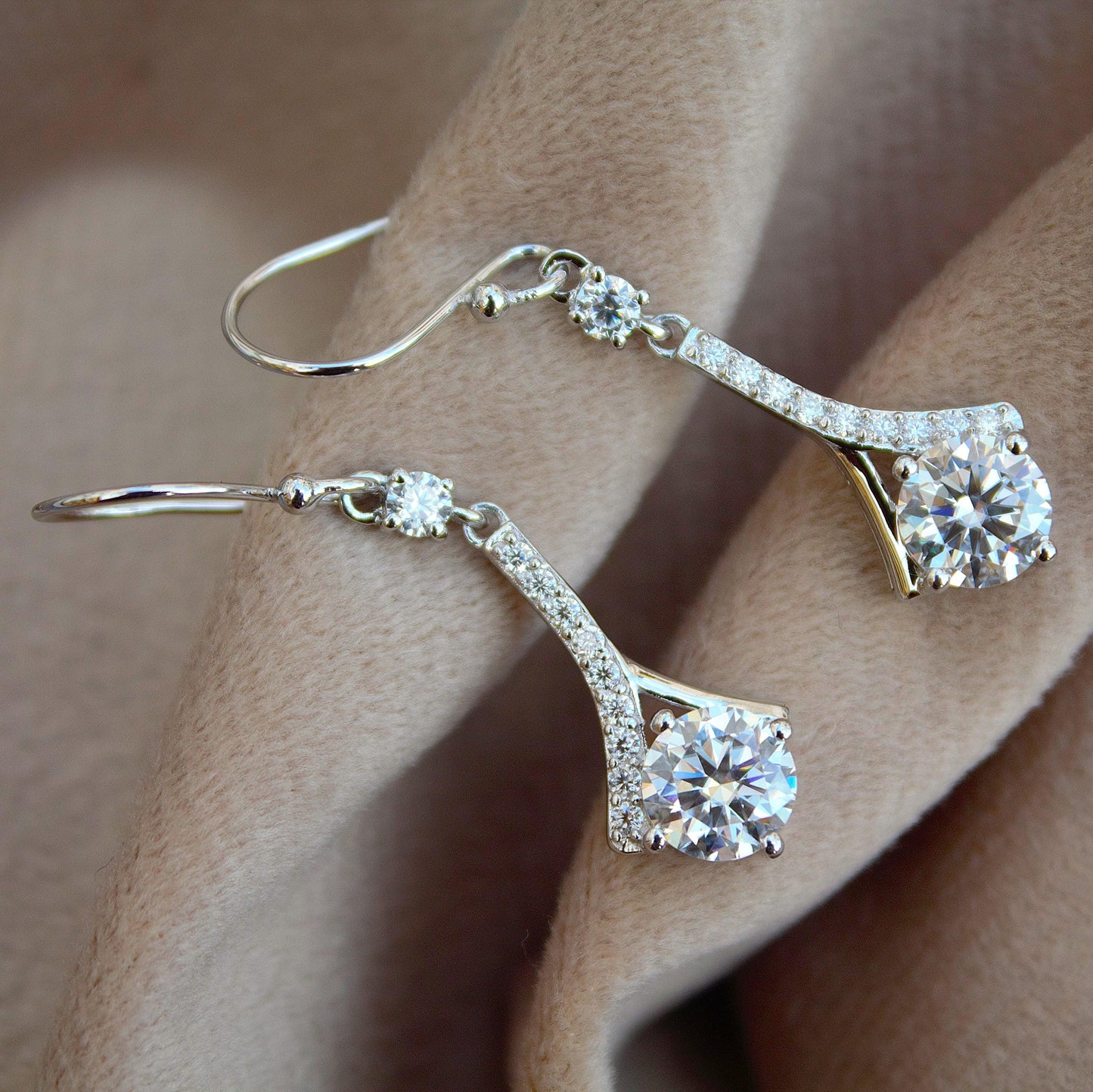 925 Sterling Silver Dangle Earrings, Moissanite Minimalist Earring for Her, White Moissanite Jewelry, Wedding Earrings, Gift for Bridesmaids