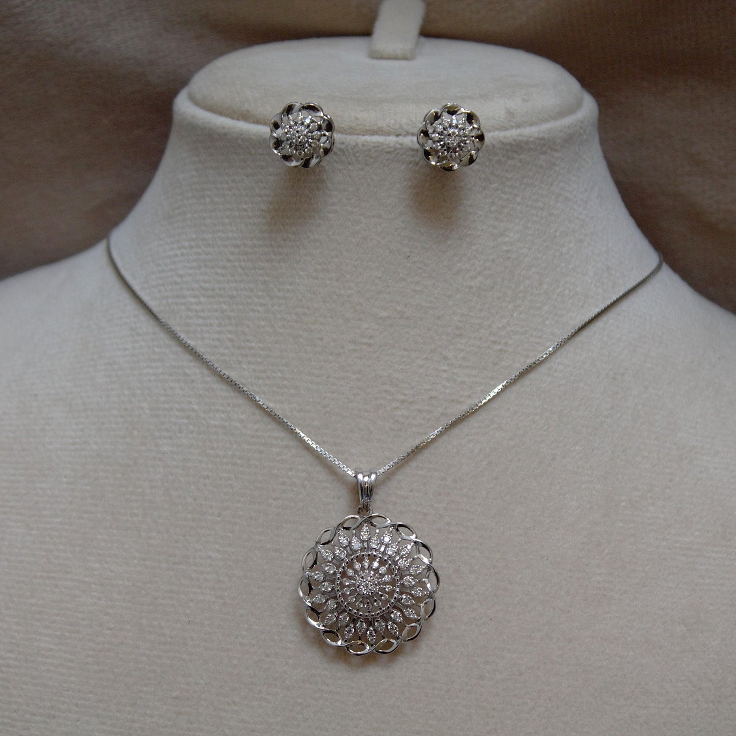 Natural Diamond18K Gold Jewelry Set, IGI Certified Diamond Jewelry for Her, Chain Pendant Necklace with Stud Earring, Statement Jewelry Gift