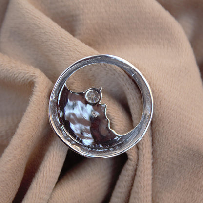 Round Shape 925 Sterling Silver Moissanite Pendant, Vintage Style Round Cut Moissanite Pendant, Delicate Statement Jewelry, Perfect for Her