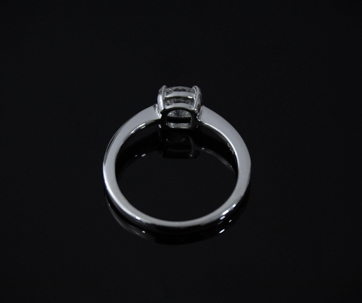 White Moissanite Round Cut Stone Ring, Solitaire Silver Ring, Minimalist Ring, Perfect Gift For Her, Single Stone Silver Moissanite Ring