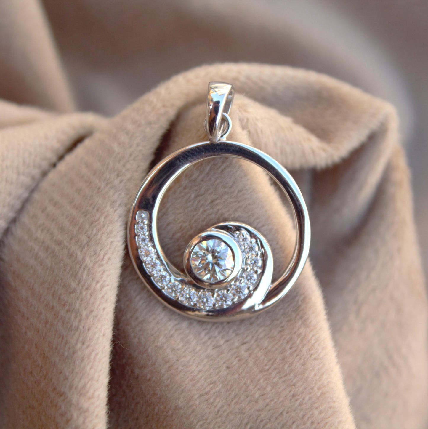 925 Sterling Silver Round Shape Moissanite Pendant, Statement Pendant for Women, Round Cut White Moissanite Jewelry, Silver Charm Pendant