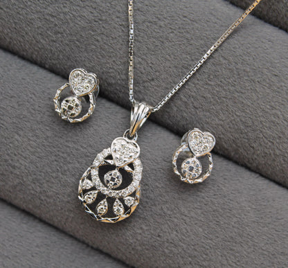 White Gold Diamond Earrings Necklace Set, 18K Gold Diamond Jewelry, IGI Certified Jewelry, Heart Shape Jewelry Perfect For Valentines Gift