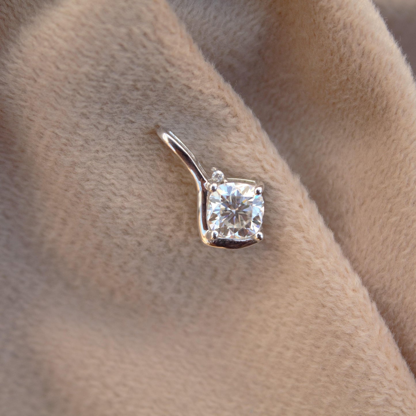 Minimalist Silver Moissanite Pendant, Cushion Shape Prong Set Pendant, 925 Sterling Silver Pendant, Dainty Graduation Gift for Daughter