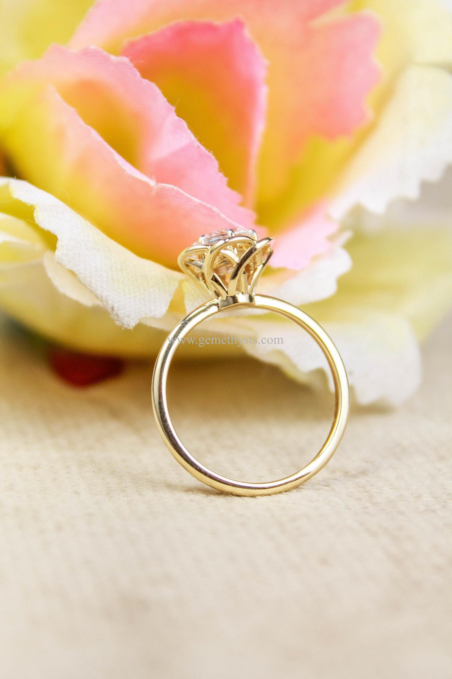 Lab Grown Diamond Solitaire Ring, 14K/18K Gold Ring, Flower Shape Anniversary Ring, 6 MM Round Diamond Ring, Gold Diamond Jewelry 0.75 Carat