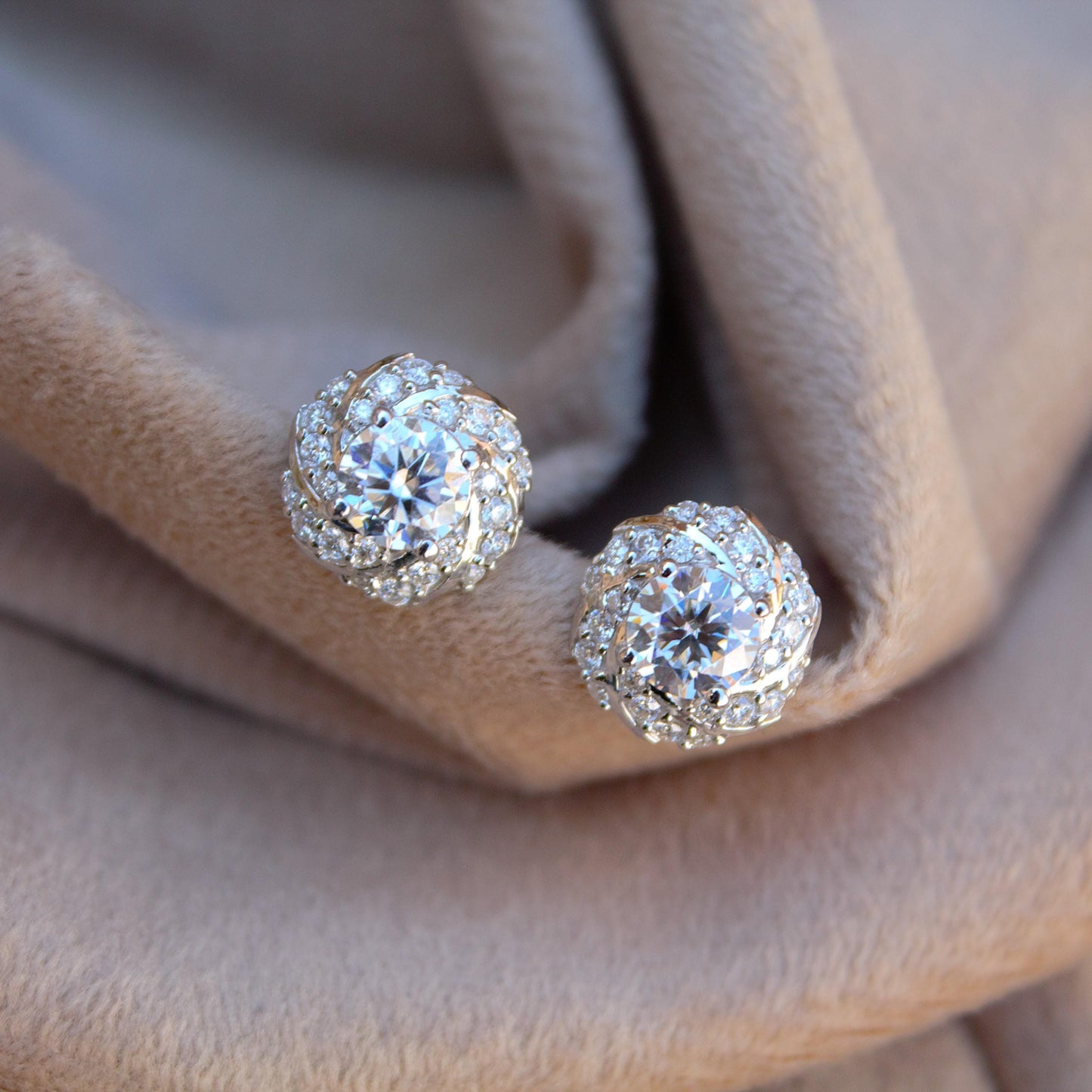 Colorless Moissanite Round Cut Stone Stud Earrings, 925 Sterling Silver Earrings for Her, Push Back Earrings, Solitaire Handmade Earrings