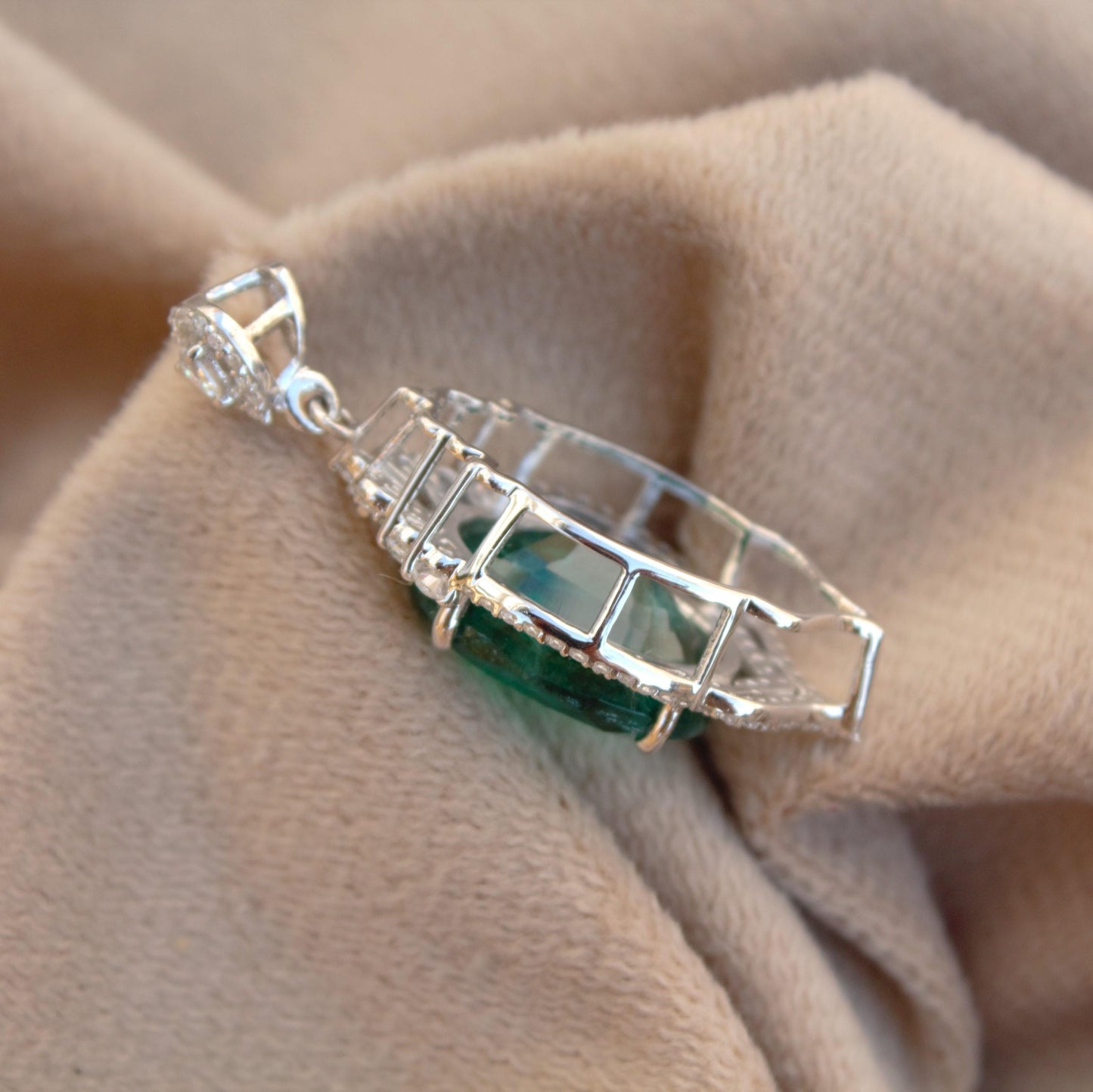 Oval & Round Silver Pendant, Delicate Sterling Silver Pendant, Emerald Inclusion With Moissanite Silver Pendant, Birthday Gift for Daughter