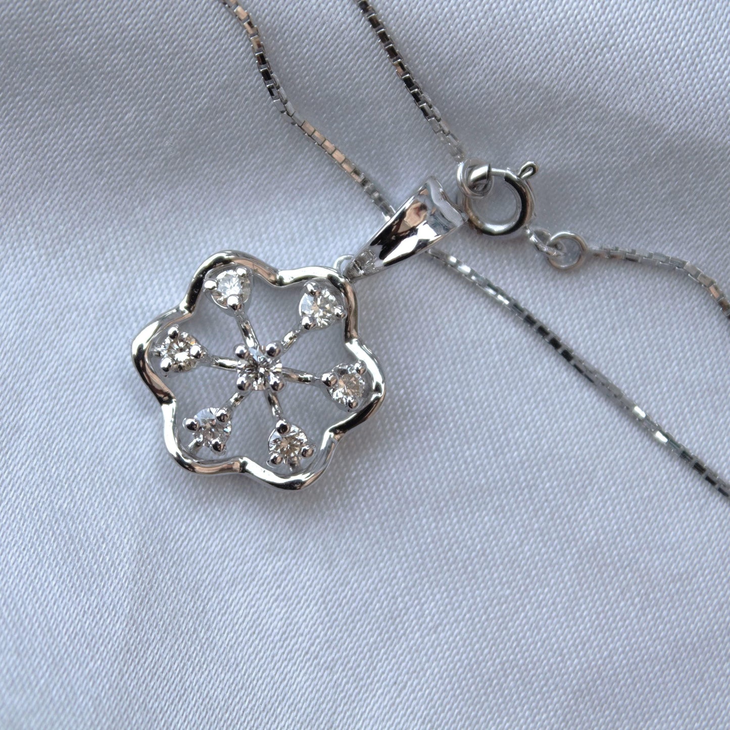 Floral Shape Solitaire Diamond Necklace Earrings Set,18k White Gold Real Diamond Jewelry Set, Chain Pendant with Stud Earrings, Gift for Her