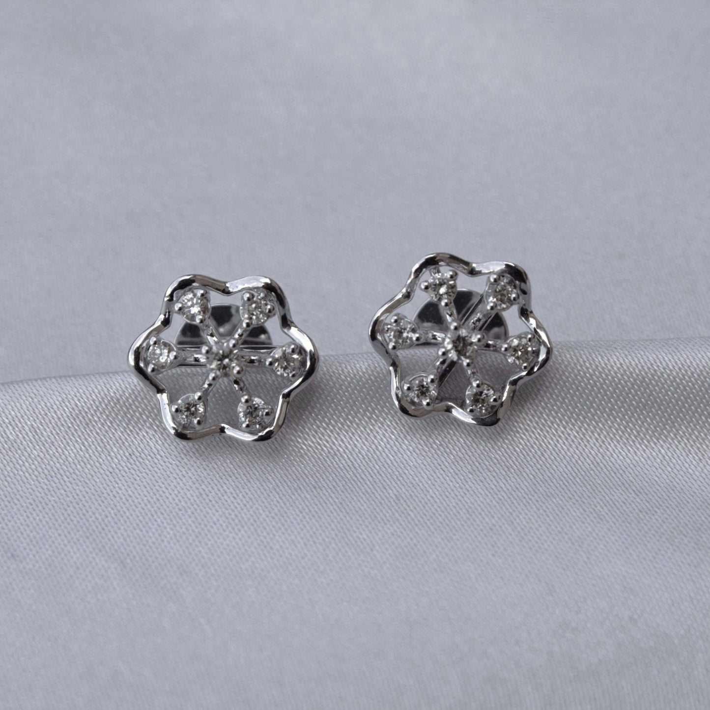 Floral Shape Solitaire Diamond Necklace Earrings Set,18k White Gold Real Diamond Jewelry Set, Chain Pendant with Stud Earrings, Gift for Her