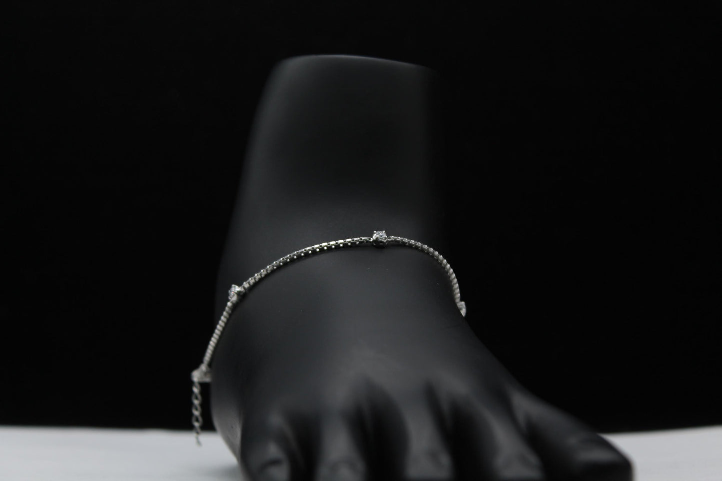 925 Sterling Silver Minimalist Anklets, Designer Moissanite Silver Jewelry, Prong Setting Moissanite Anklet, Anniversary Gift for Wife