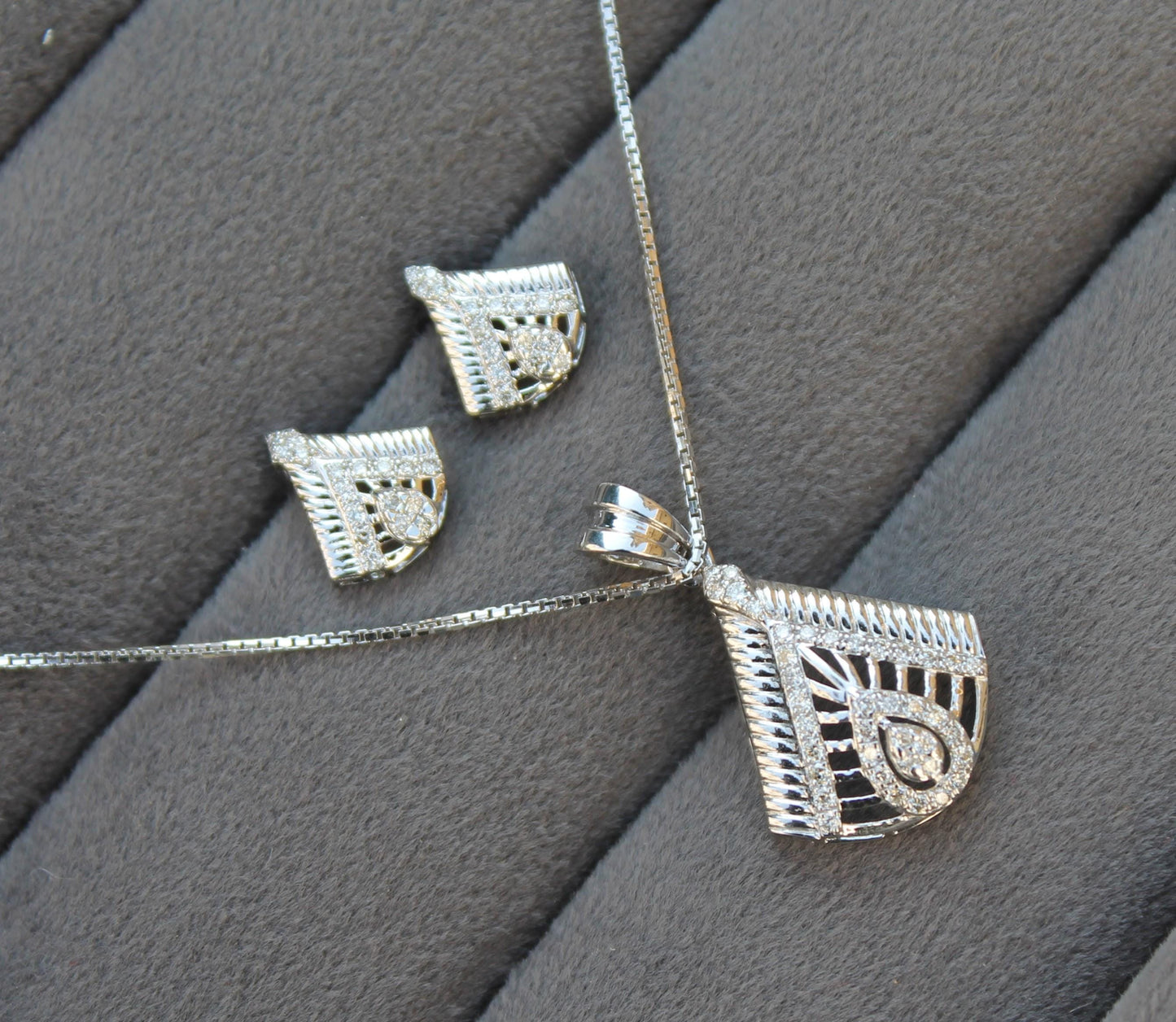 Beautiful Bridal Gold Jewelry Set, Real Diamond Dainty Necklace and Earring Set, Designer Statement 18K Gold Certified Jewelry for Women