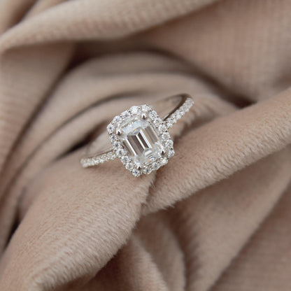 Emerald Cut and Round Cut Stone Wedding Ring, Silver Moissanite Ring, 925Sterling Silver Ring for Women, Statement Bridal Moissanite Jewelry