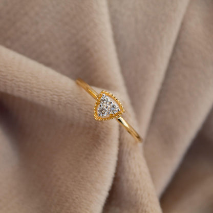 18K Solid Gold Jewelry, 0.11 Carat Natural Diamond Ring, IGi Certified Diamond Jewelry, Three Stone Diamond Ring, Promise Ring For Her