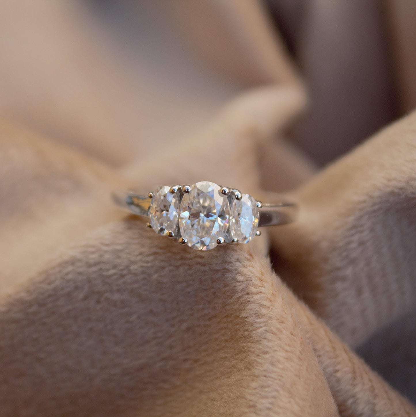 Oval Cut Stone Statement Ring for Her, White Moissanite Three Stone Ring, Oval Shape Ring, Anniversary Ring for Wife, Moissanite Jewelry