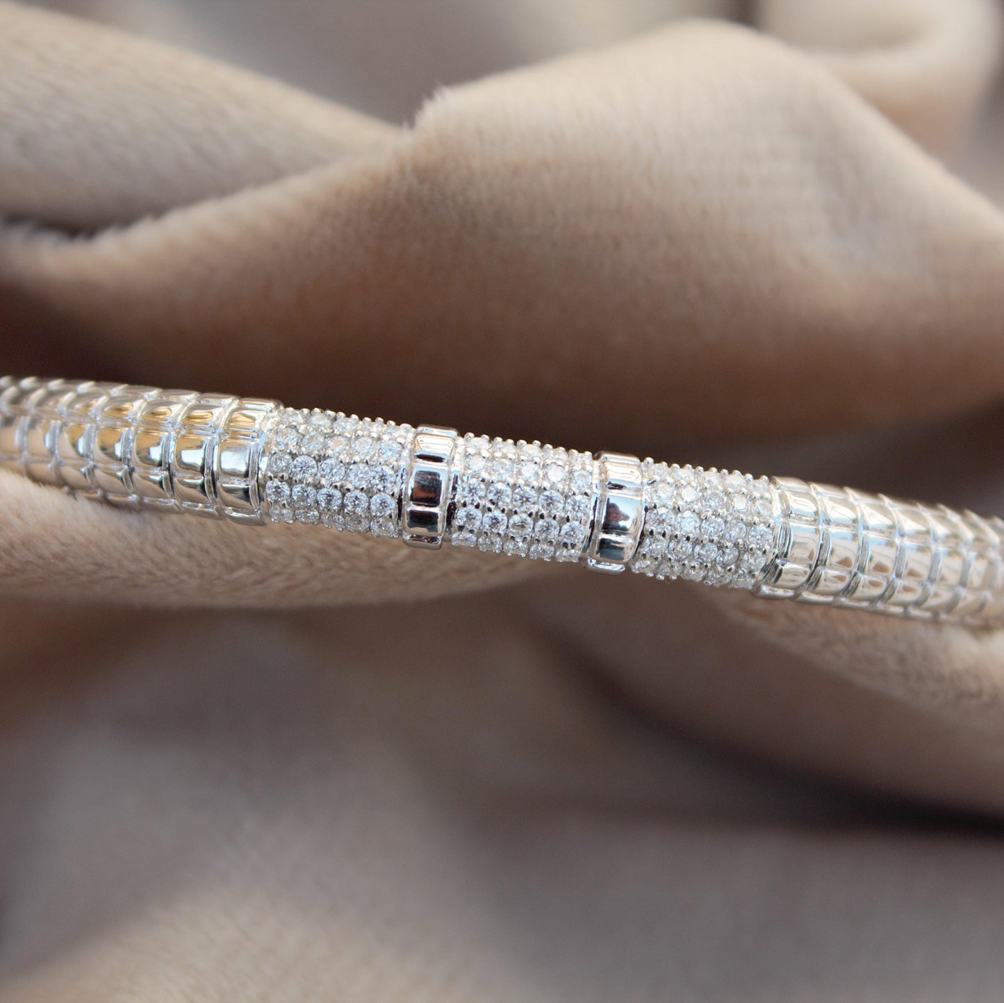 Moissanite Silver Bangle Bracelet For Engagement Gift, 925 Sterling Silver Bracelet Bangle, Delicate Hinged Bracelet,Station Bangle Bracelet