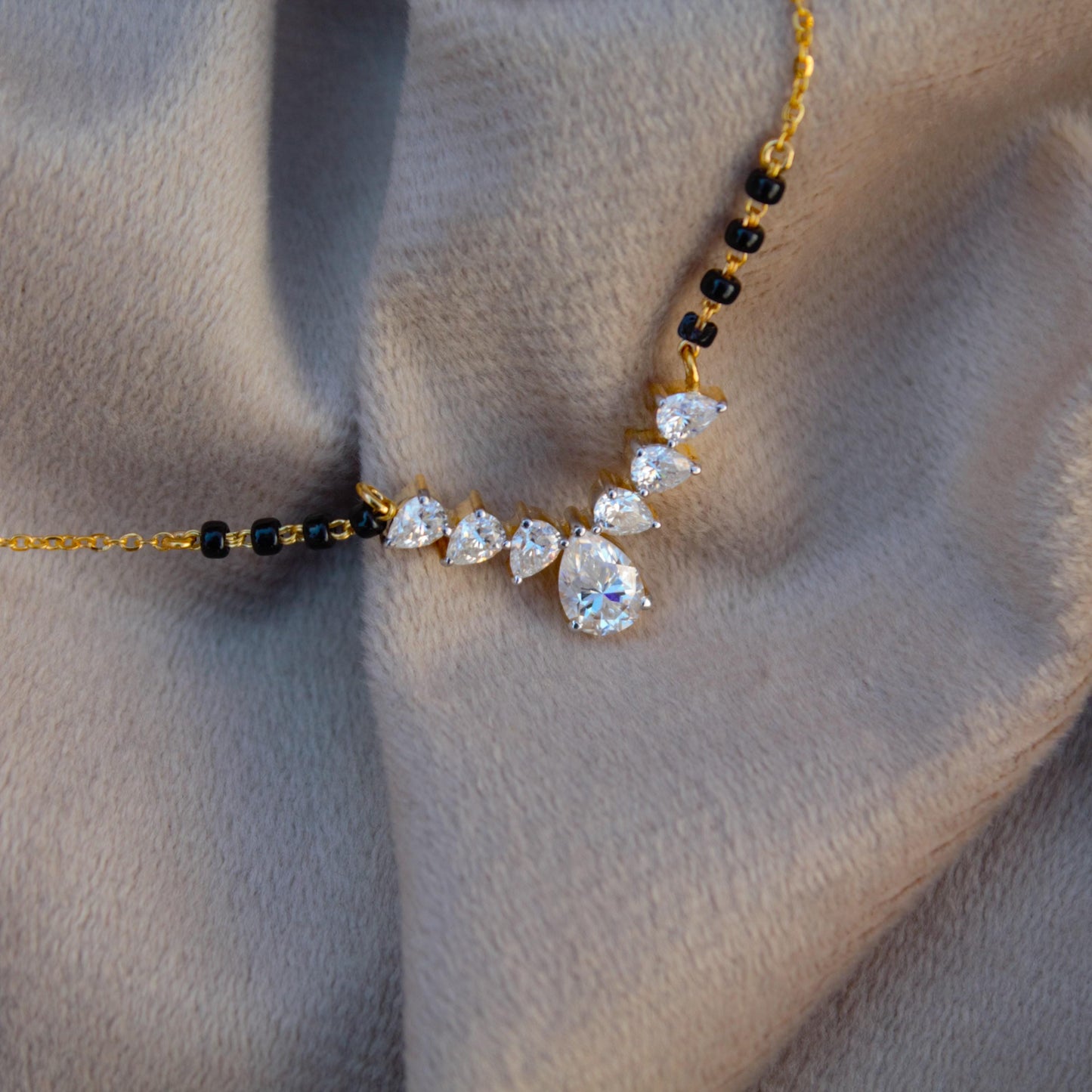 Moissanite & Black Beads Mangalsutra, Gold Chain Necklace, Handmade Beaded Jewelry, Indian Traditional Jewelry for Bride, Wedding Necklace