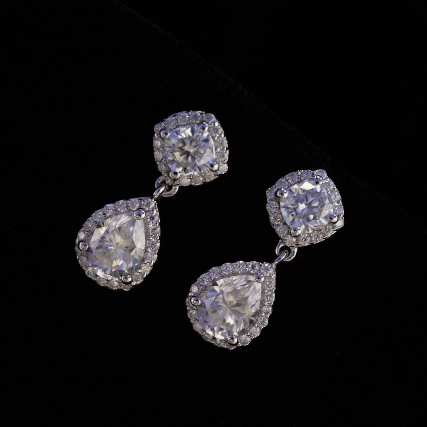 Teardrop Moissanite 925Sterling Silver Earring, Solitaire Halo Dangle Earrings for Bride, Classic Moissanite Jewelry, Perfect for Engagement