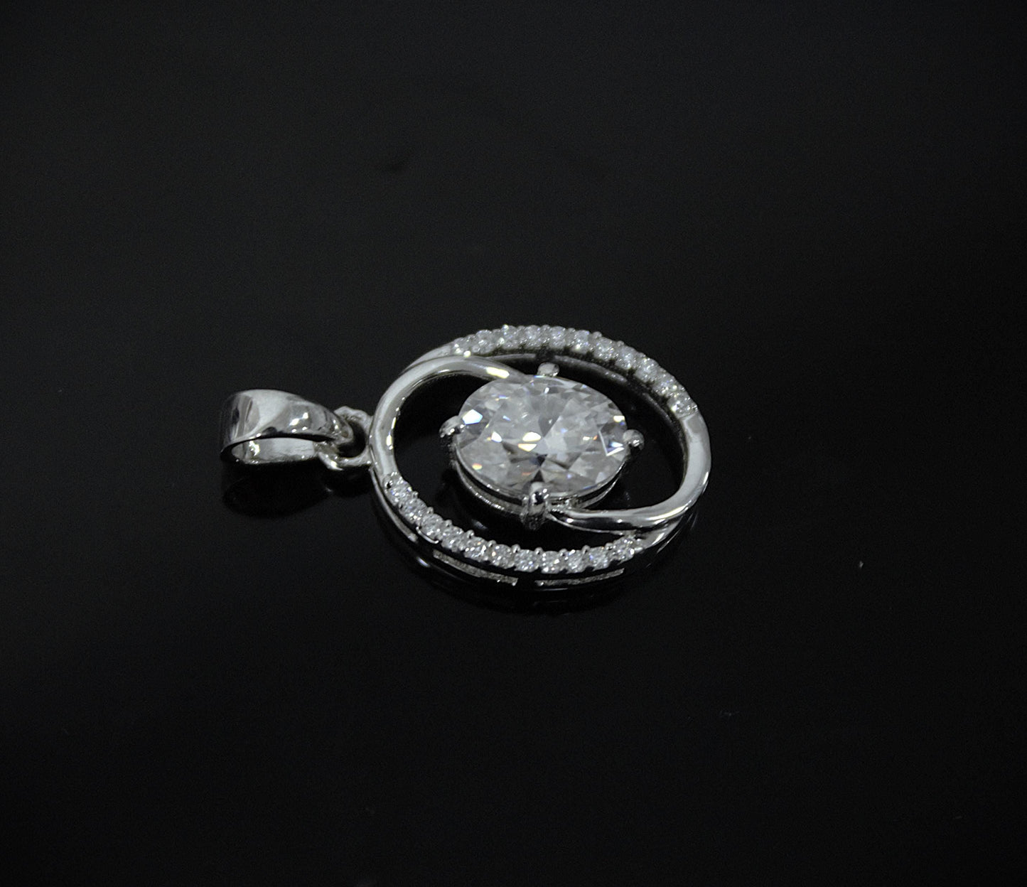 Oval Moissanite 925 Sterling Silver Charm Pendant, Oval Cut Minimalist Pendant, Silver Jewelry for Women, Statement Silver Pendant for Chain