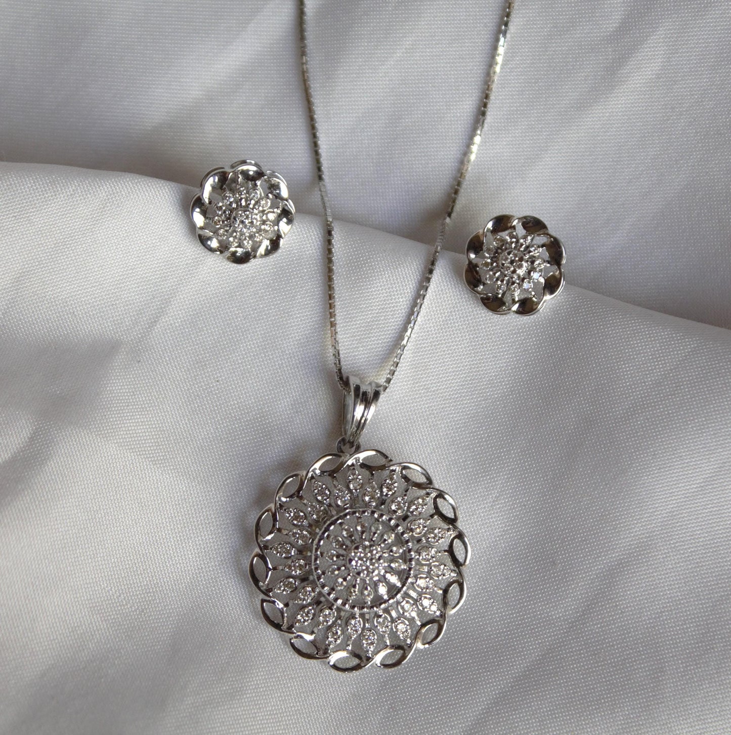 Natural Diamond18K Gold Jewelry Set, IGI Certified Diamond Jewelry for Her, Chain Pendant Necklace with Stud Earring, Statement Jewelry Gift