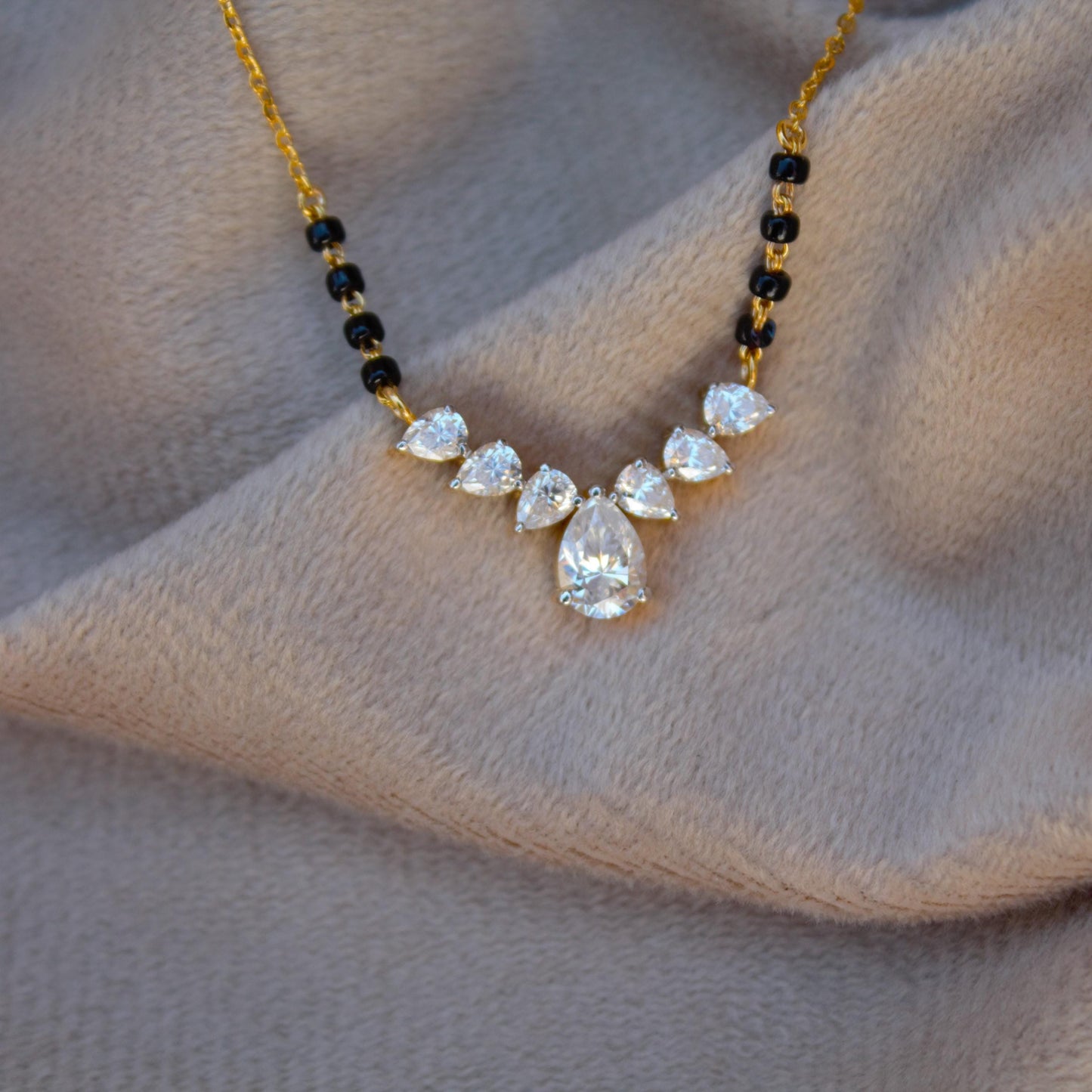 Moissanite & Black Beads Mangalsutra, Gold Chain Necklace, Handmade Beaded Jewelry, Indian Traditional Jewelry for Bride, Wedding Necklace