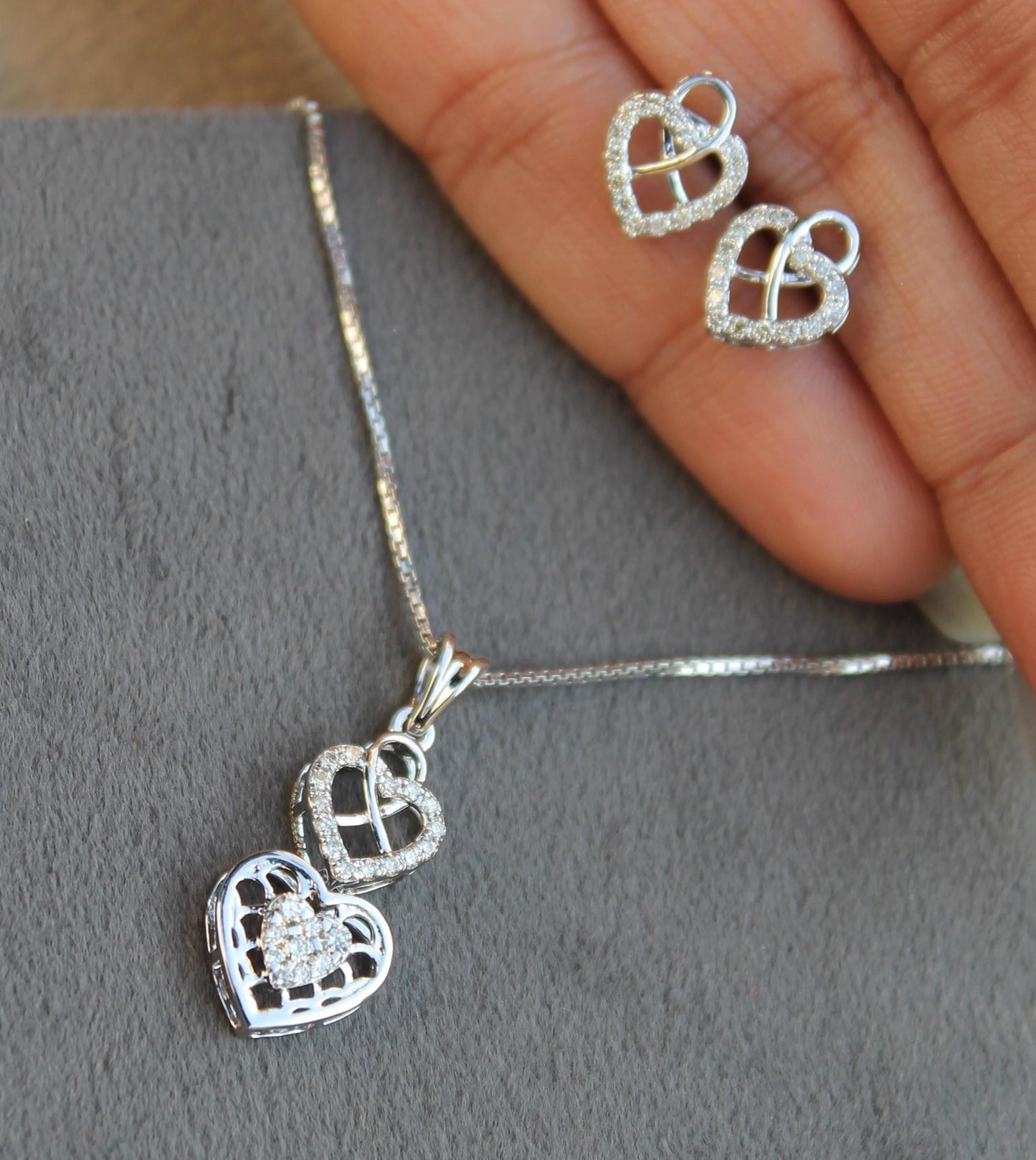 Heart Shape White Gold Pendant Earrings Set, Perfect Gift For Valentines Day, Natural Diamond Gold Jewelry Set, 18k Gold Pendant With Chain