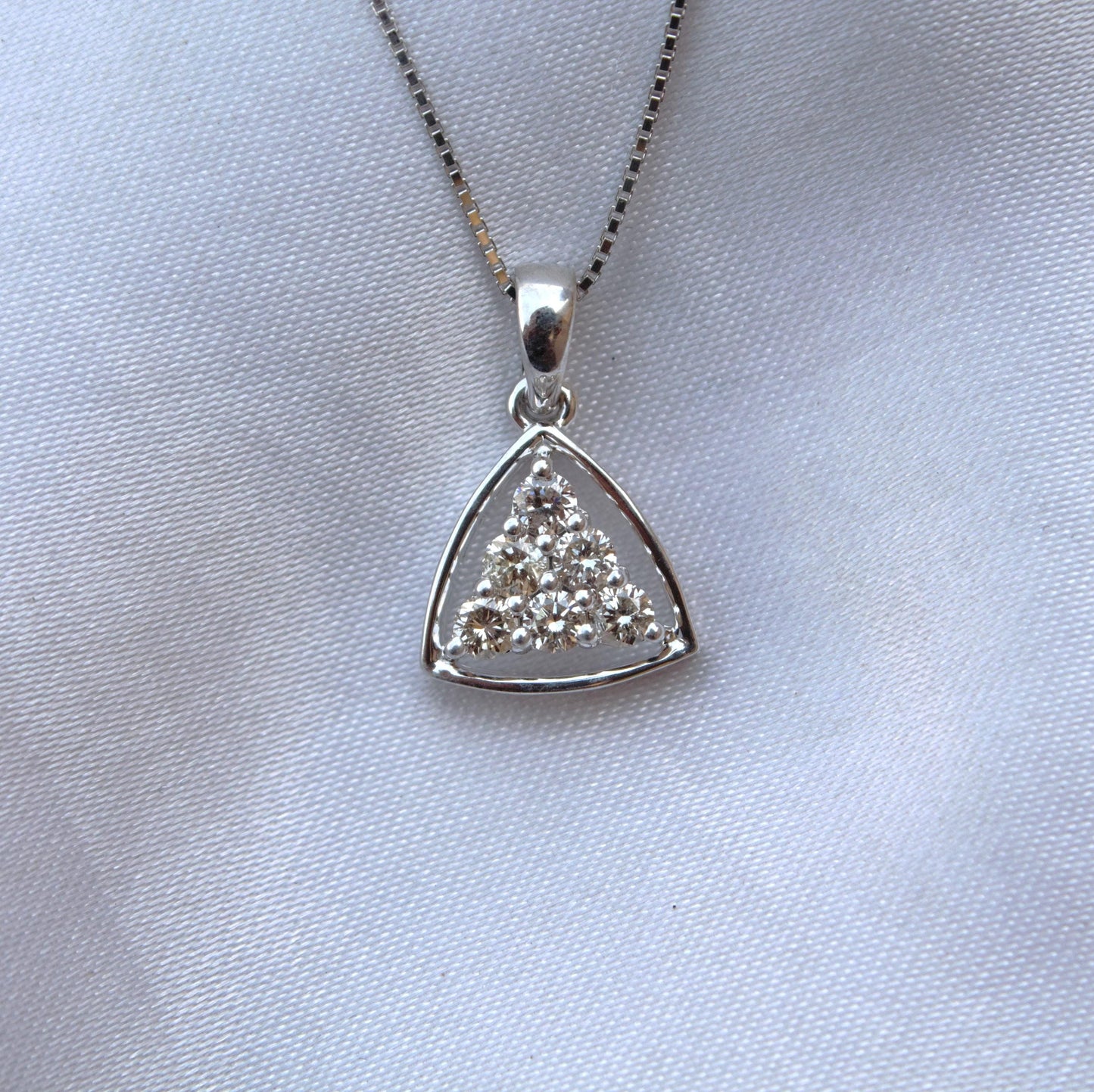 Solitaire Diamond Pendant Necklace, Lightweight Designer Chain Pendant, 18K White Gold Trillion Cut Diamond Pendant Necklace, Gift for Wife