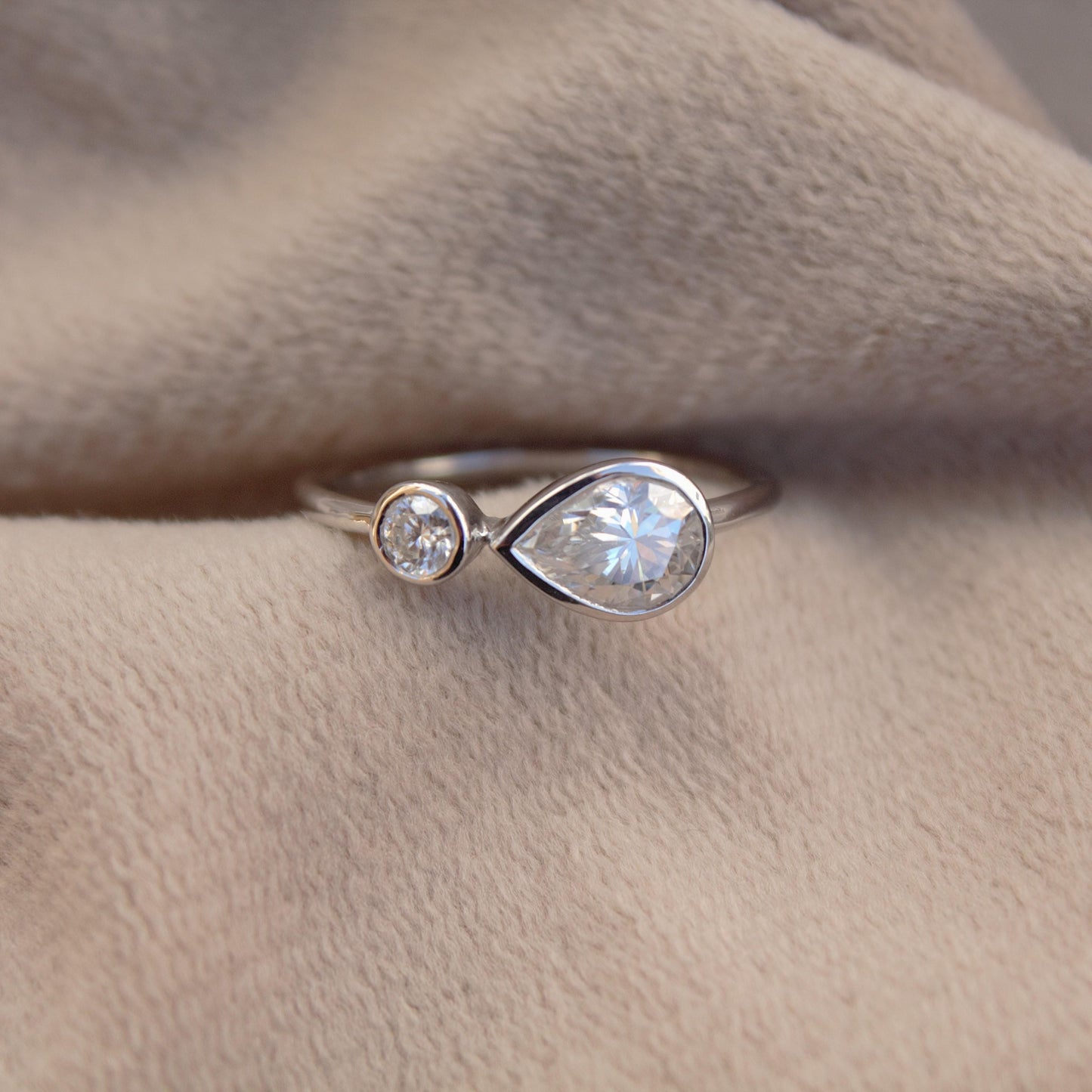 925Sterling Silver Moissanite Anniversary Ring, Pear and Round Cut Stone Ring, Minimalist Stackable Ring, Perfect Moissanite Jewelry for Her