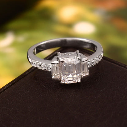 IGI Certified Diamond Gold Ring, Lab Diamond Jewelry, VVS Clarity Diamond Ring, Octagon and Baguette Cut Diamond Ring for Men and Women