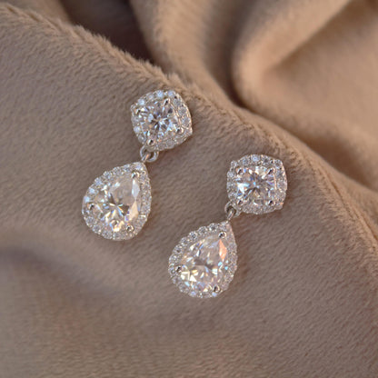 Teardrop Moissanite 925Sterling Silver Earring, Solitaire Halo Dangle Earrings for Bride, Classic Moissanite Jewelry, Perfect for Engagement
