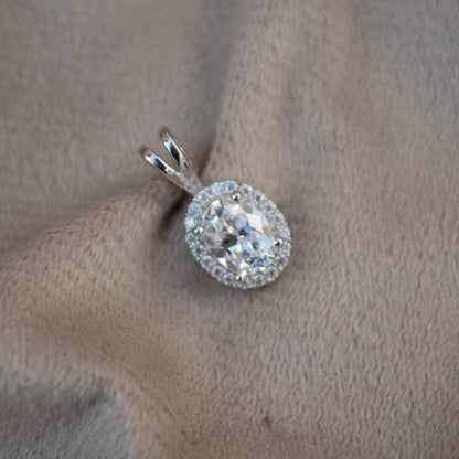Oval Moissanite 925 Sterling Silver Halo Pendant, Minimalist Jewelry, Silver Dainty Pendant, Four Prong Pendant, Perfect Gift for Bridesmaid