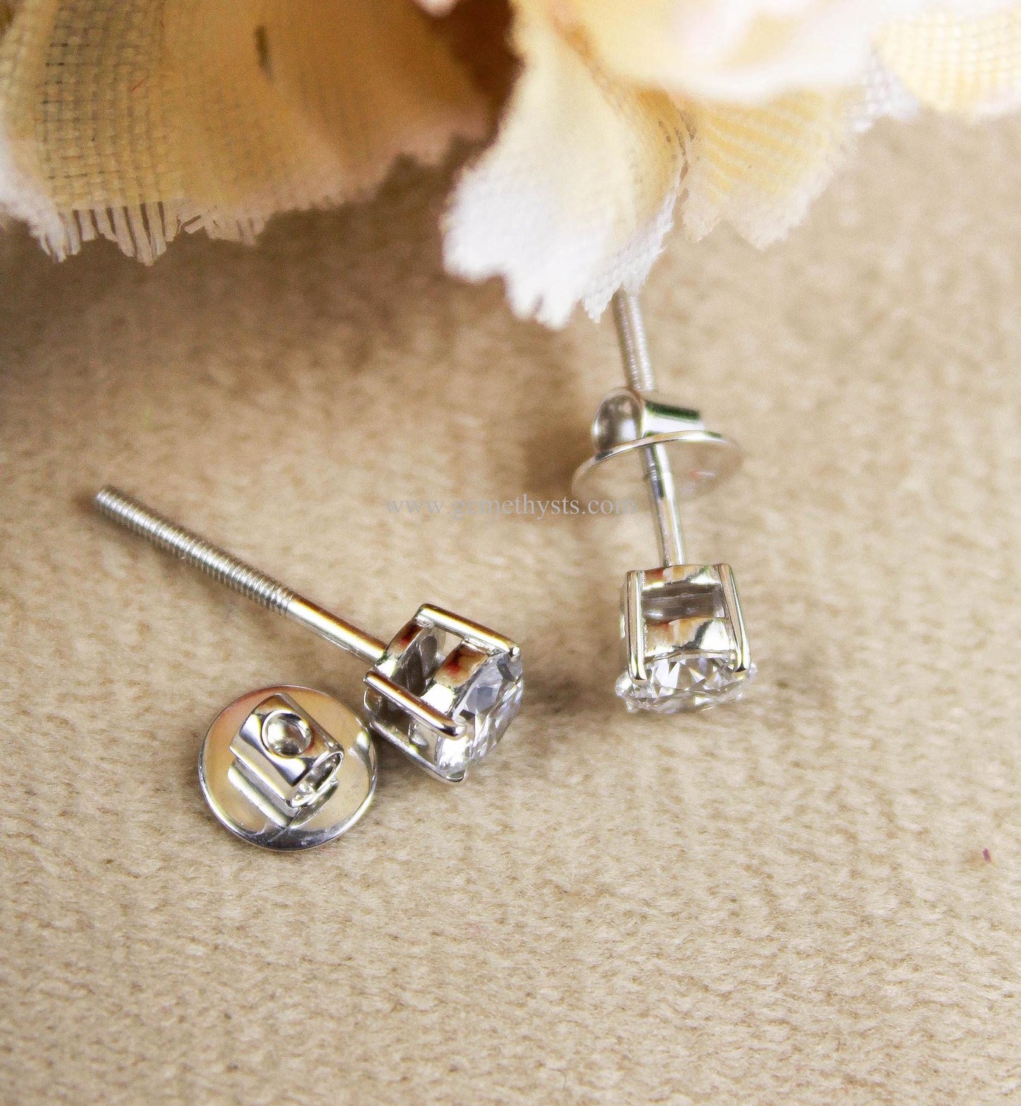 1 Carat Lab Grown Diamond Stud Earrings, 14k Solid Gold Stud Earrings, Everyday Lightweight Jewelry for Women, Solitaire Round Stud Earrings